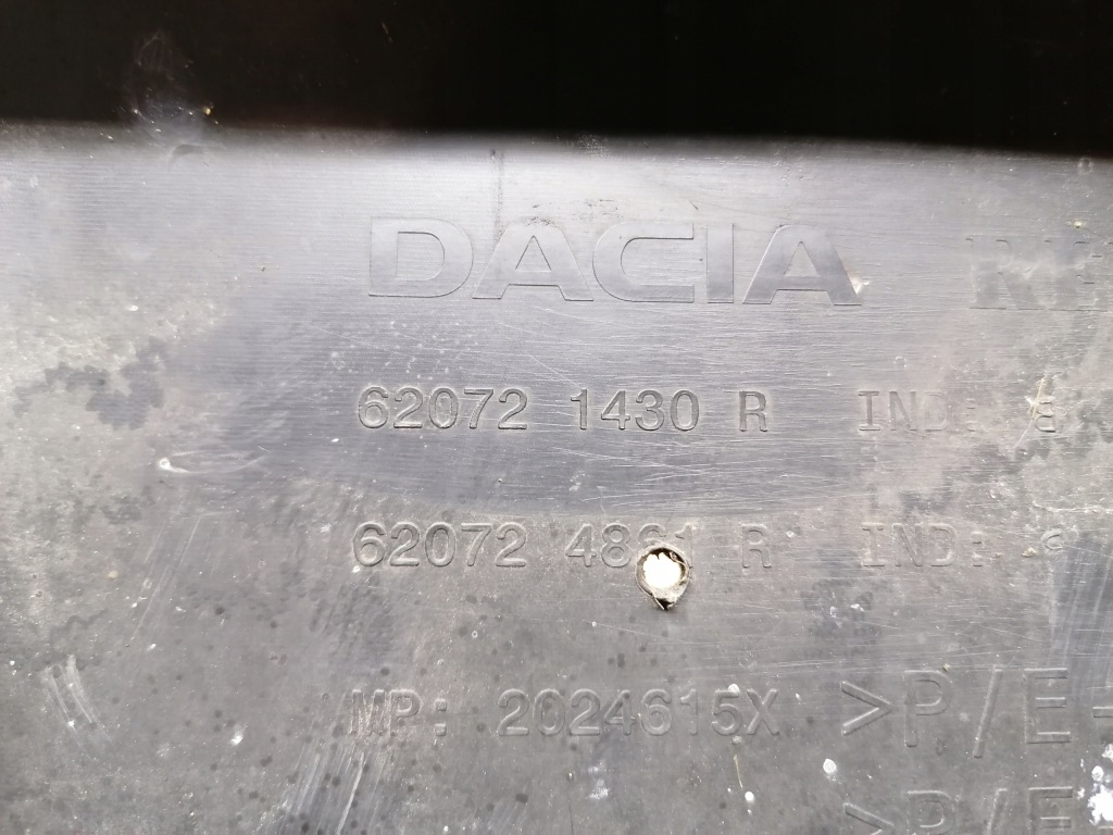 Купити Спойлер накладка решітка бампера перед dacia duster 2 ii 2017-2024r