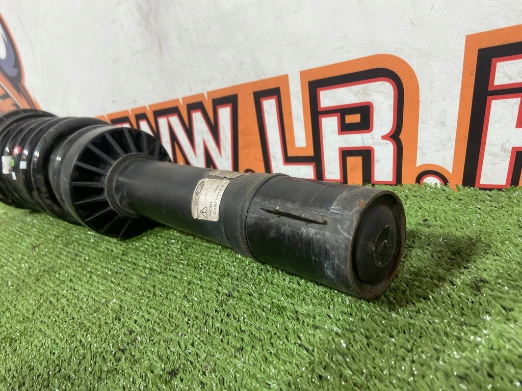 фото №10, Амортизатор перед jaguar i-pace x590 j9d3-18045-ad