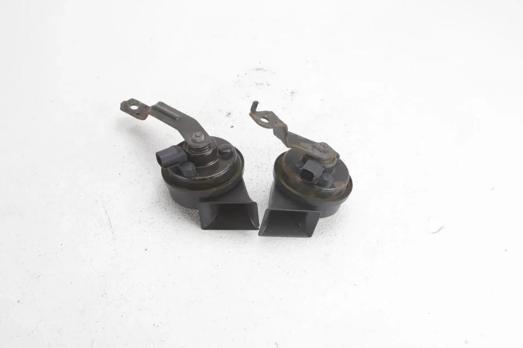 фото №1, Клаксон peugeot 2008 ii 95066880 1.7l дизель 2014