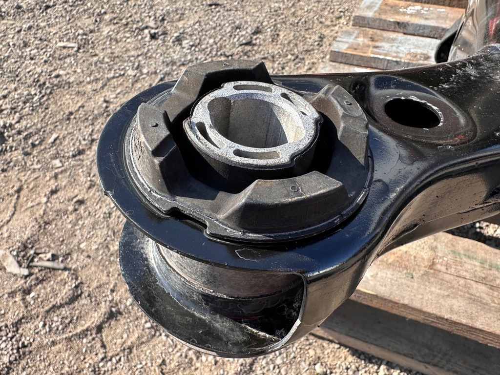 фото №7, Подрамник подрамник балка задняя задняя chrysler pacifica 2016 - 2024