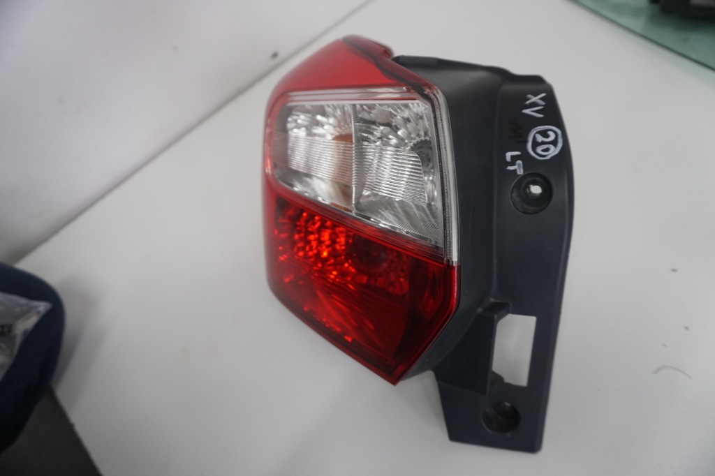 фото №2, Subaru xv gp лампа левая задняя