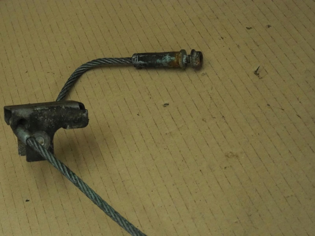 Porsche boxster 986 987 трос подрамник балка задний  98633118101 Недорого