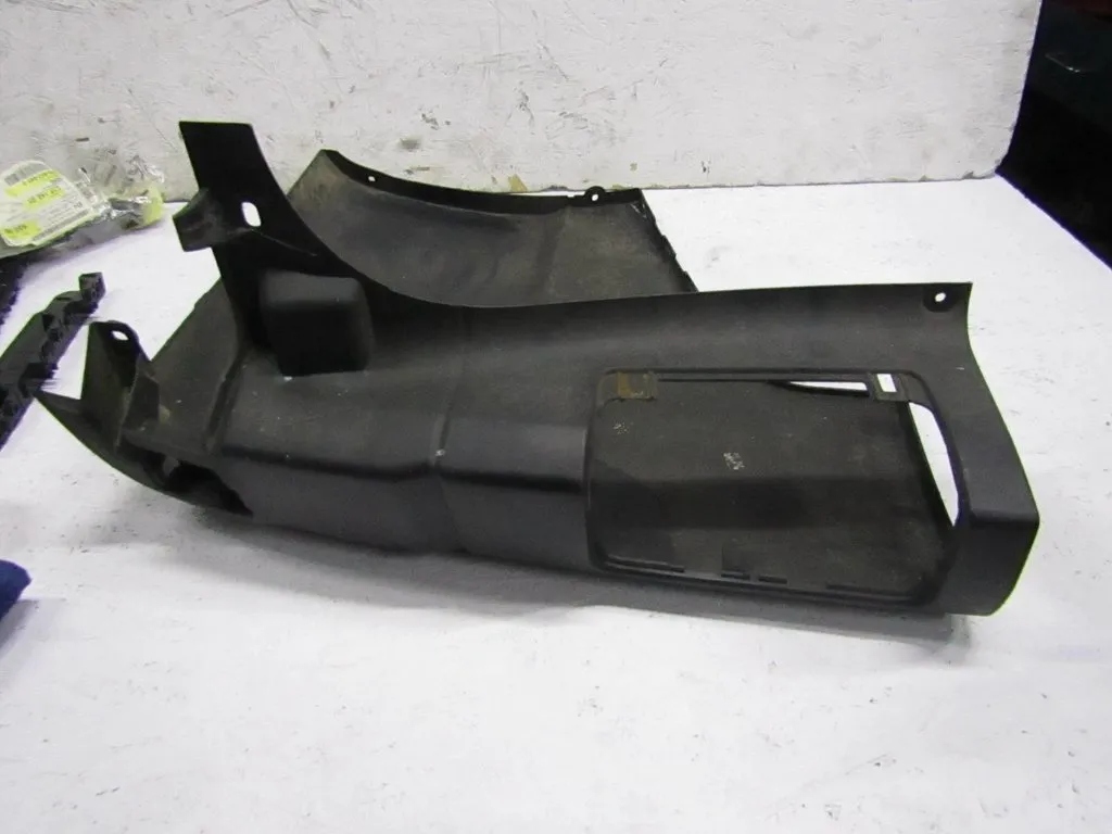 фото №10, Renault trafic iii кутик бампера правий задня