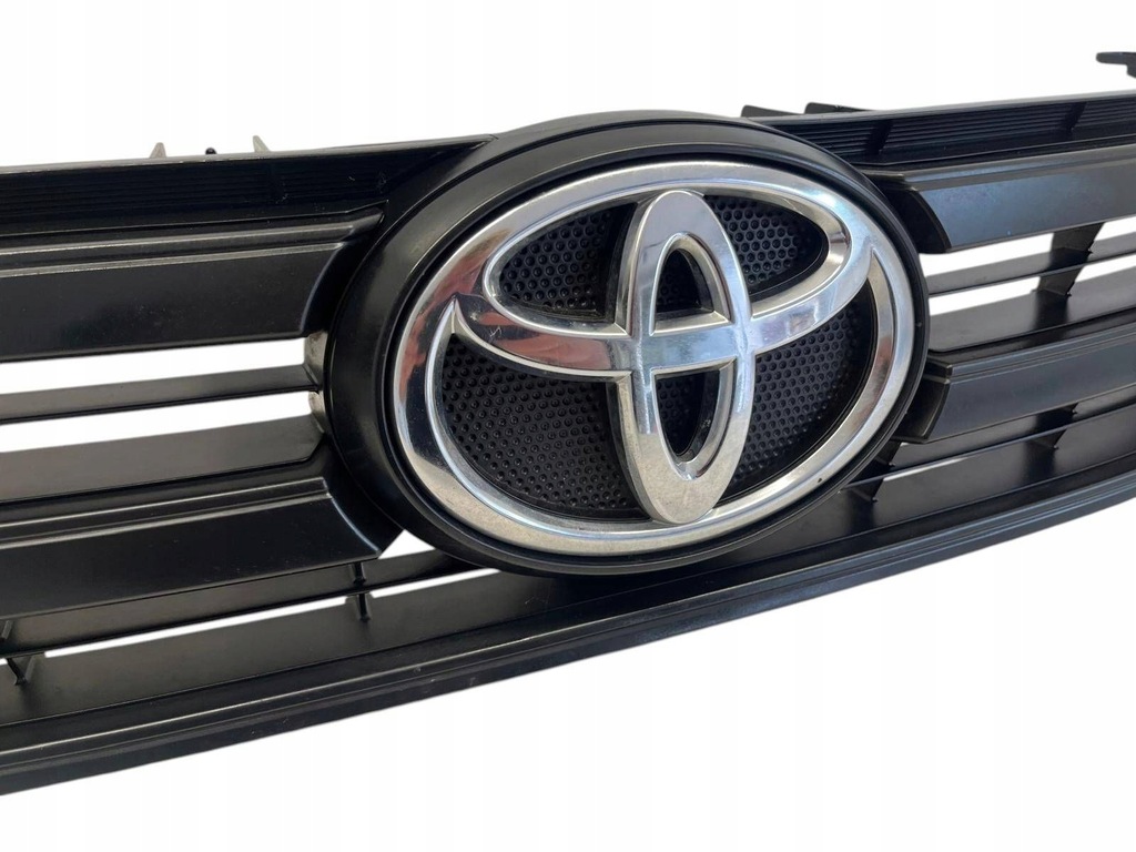 фото №9, Toyota hilux viii 8 15-18 решётка радиатора решётка радиатора w бампер перед