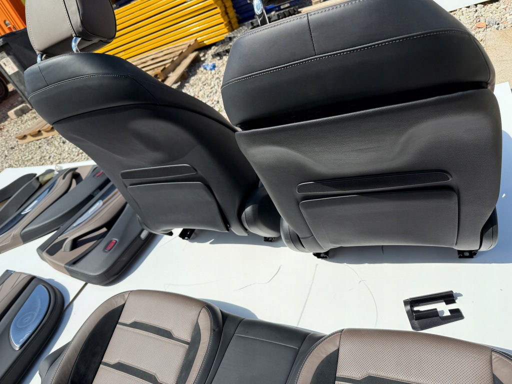 фото №7, Mercedes 290 amg gt сидіння заднє сидіння салон обшивки 4 door 2020