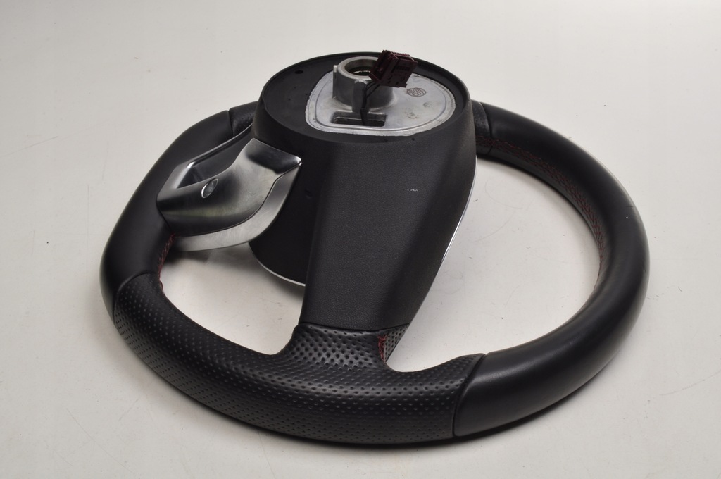 фото №11, Mercedes w176 воздуховод кожаный многофункциональный a0004603303