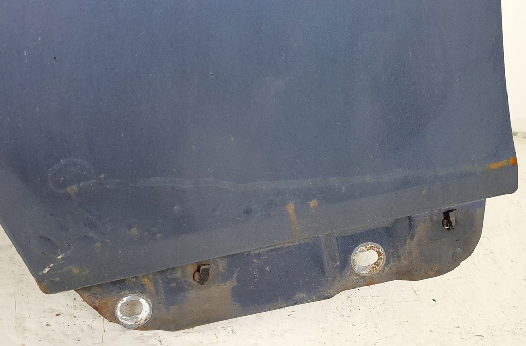 Крыло левый перед 357 mercedes w209 Недорого