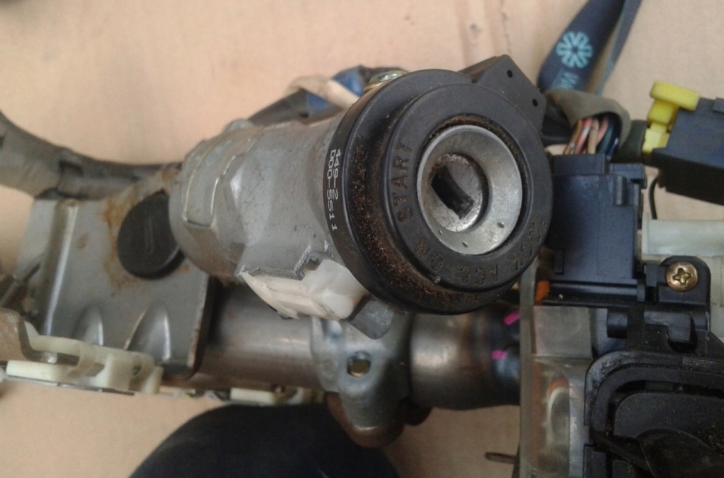 фото №14, Набор стартовый бортовой компьютер замок зажигания toyota corolla e11 2,0 d4d 89666-12320