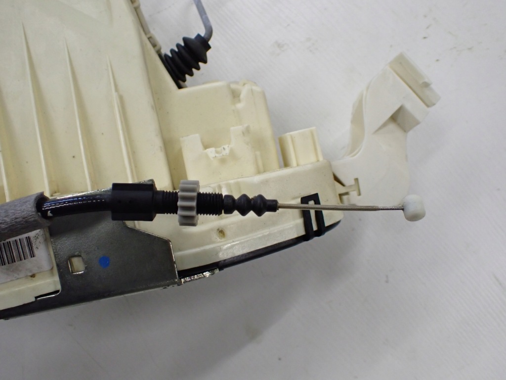 фото №7, Mercedes s w221 замок задняя левый a2217301535