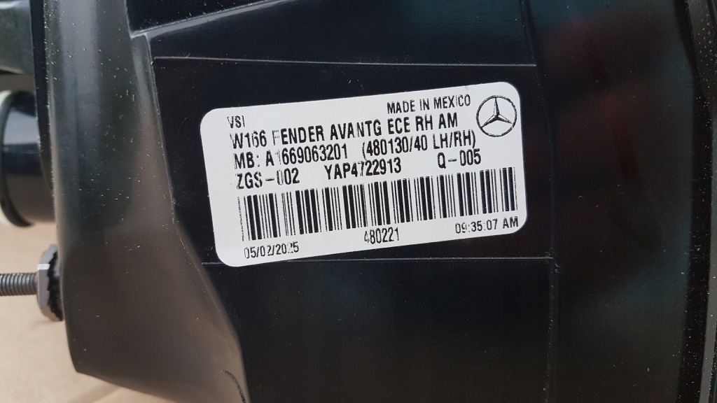 Купити Фара задній правий mercedes ml w166 led