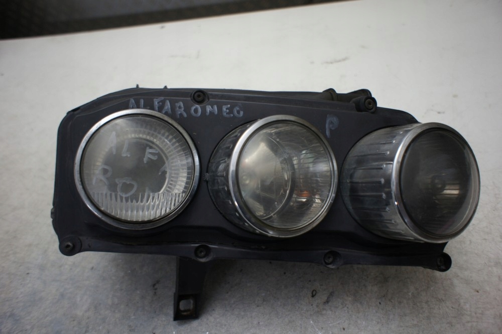 Купить Alfa romeo 159 лампа правый перед