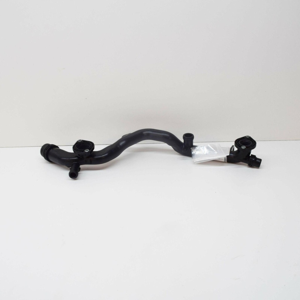 фото №8, Шланг радиатора vw audi q7 s4 s5 06e121045bd