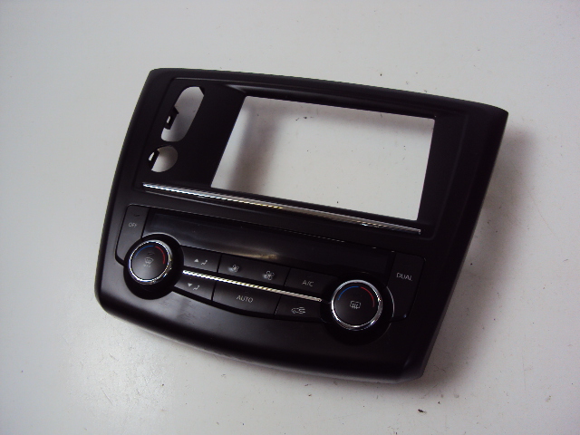 фото №1, Панель кондиционера рамка renault kadjar 2015-