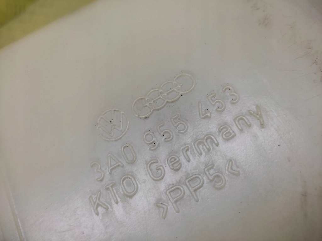 фото №7, Vw passat b4 бачок омивача 3a0955453