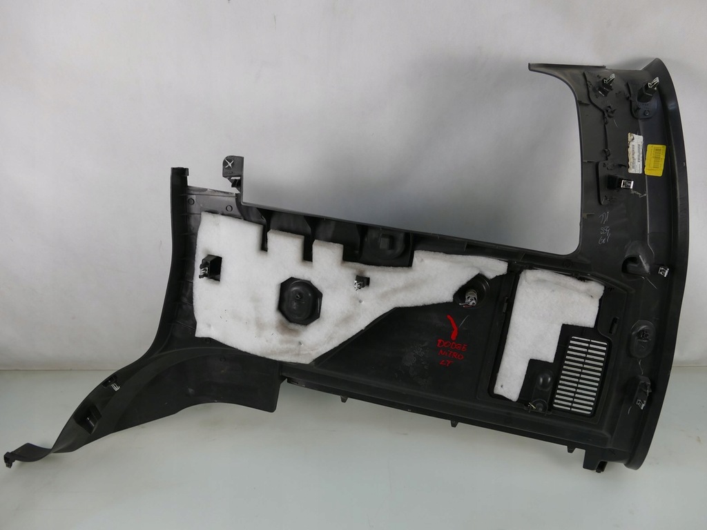 фото №6, Dodge nitro обшивка багажника левый задняя обшивка