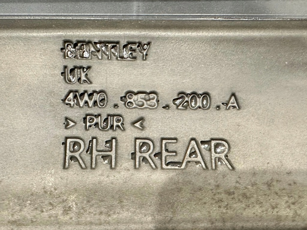 фото №9, Bentley flying spur поріг накладка молдинг поріг rh 4w0853852