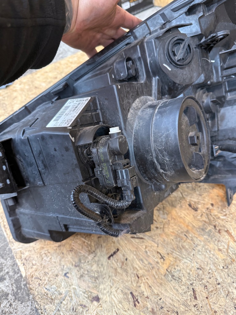 фото №6, Лампа права правий перед передня renault trafic iii 260105469r