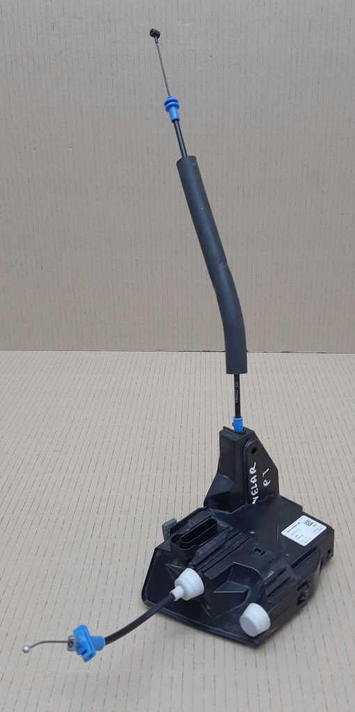 фото №1, Замок дверь задняя правый land range rover velar l560 europa