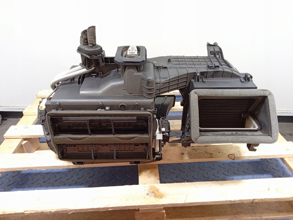 фото №1, Jeep compass i 2.4 отопитель 68091192ab