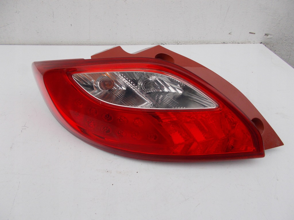 фото №1, Лампа задня задня mazda 2 mazda2 ii 2007 - 2010 ліва europa