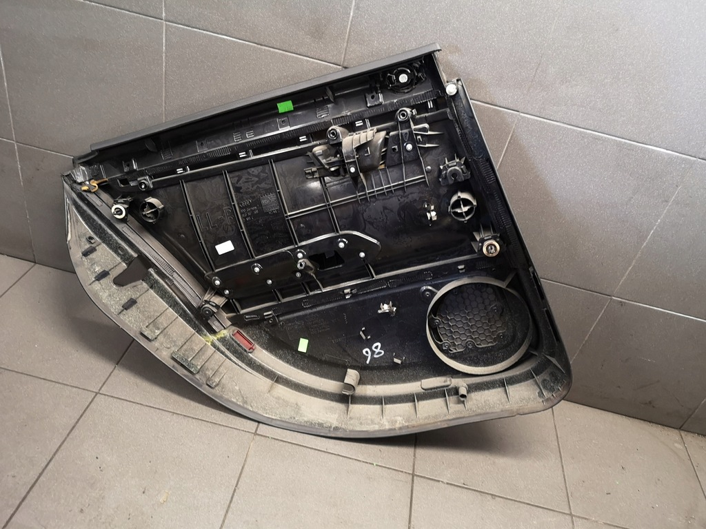 фото №14, Обшивка дверь правый задняя audi a4 b7 8e0867306