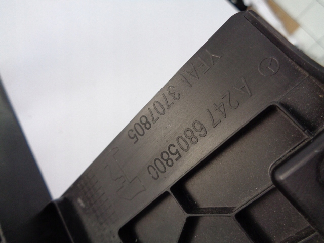 фото №4, Захист pod панель приладів mercedes eqa 250 w243 2021 rok