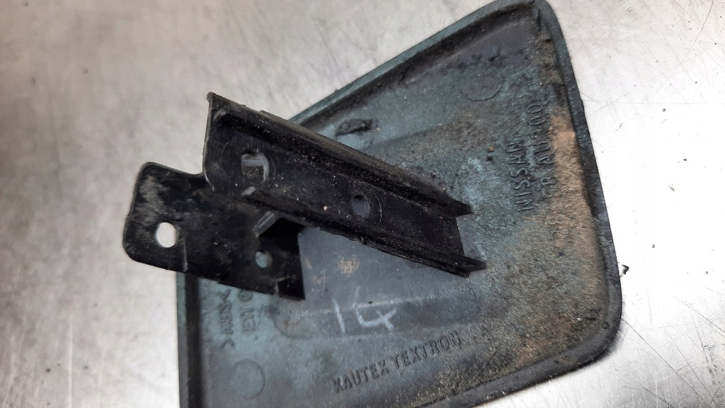 фото №4, Заглушка распылителя фара правая nissan primera p12 01-08r