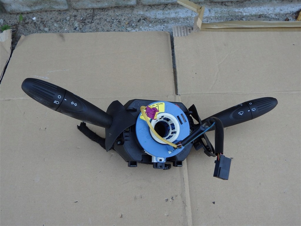 фото №1, Fiat 500 07356746860 переключатели лента