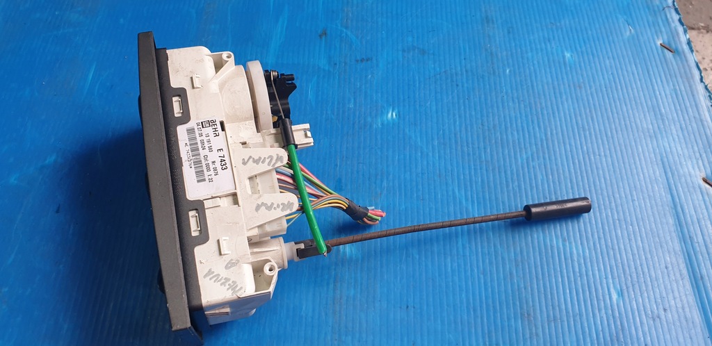 фото №7, Opel meriva a панель управление вентиляция обдув кондиционера 13191583