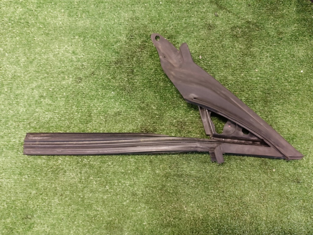 фото №1, Прокладка двері правий перед bmw f32 7279778