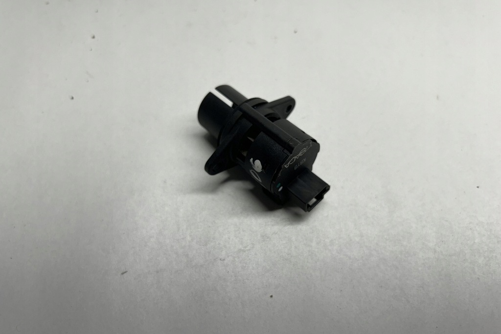 фото №9, Датчик температуры dodge challenger coupe 178aca 6.4l бензиновый 361kw 2015