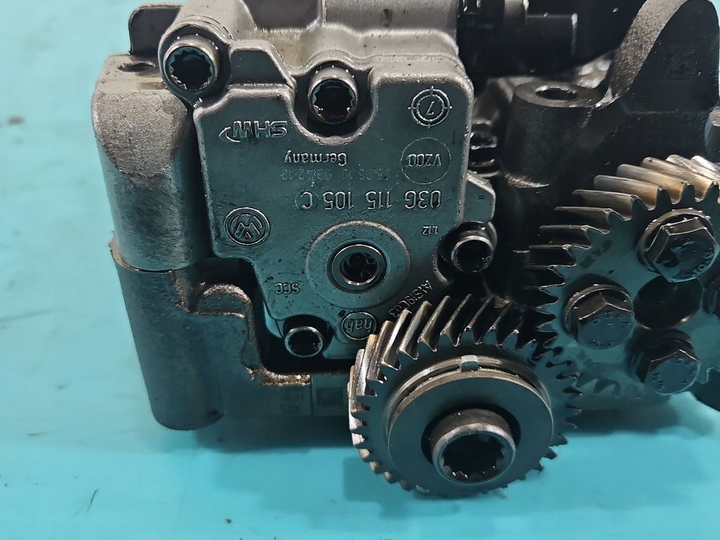 фото №10, Насос масла audi a4 b8 2.0 tdi caga 03g103535b