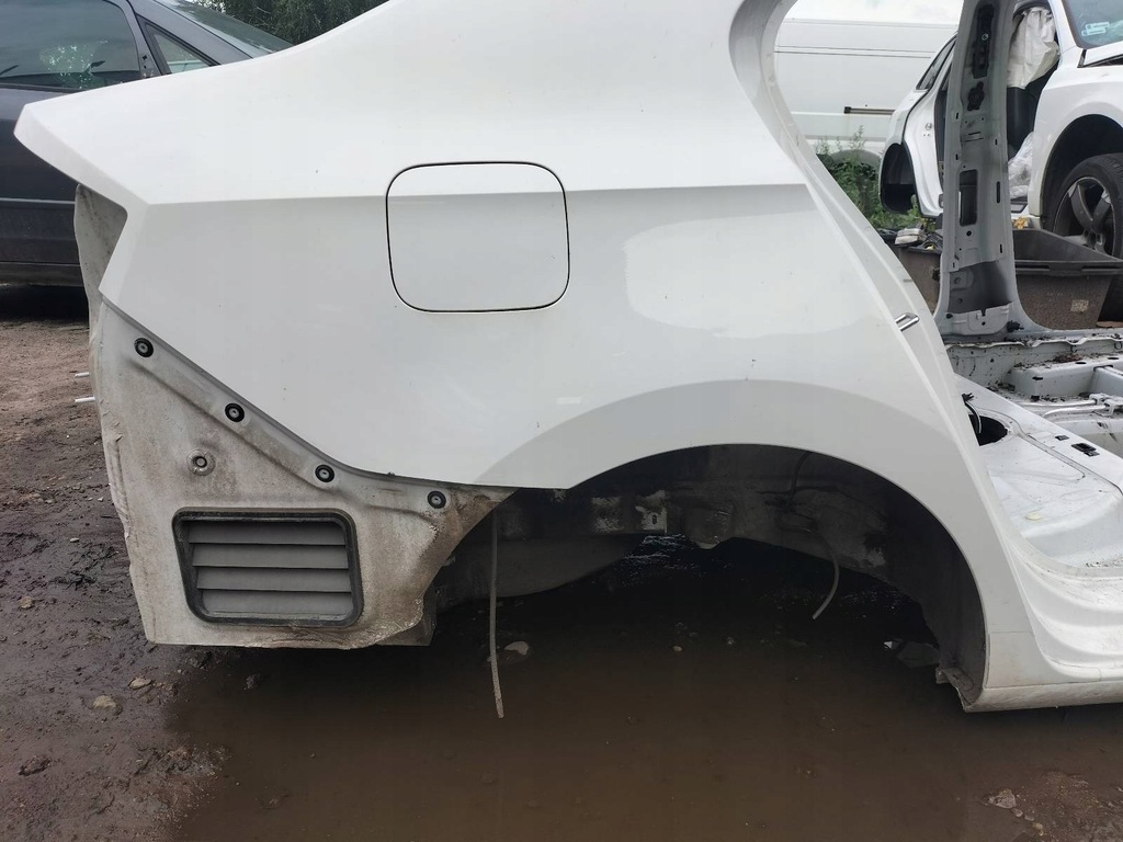 фото №4, Чверть крила правий задня skoda rapid i liftback lf9e