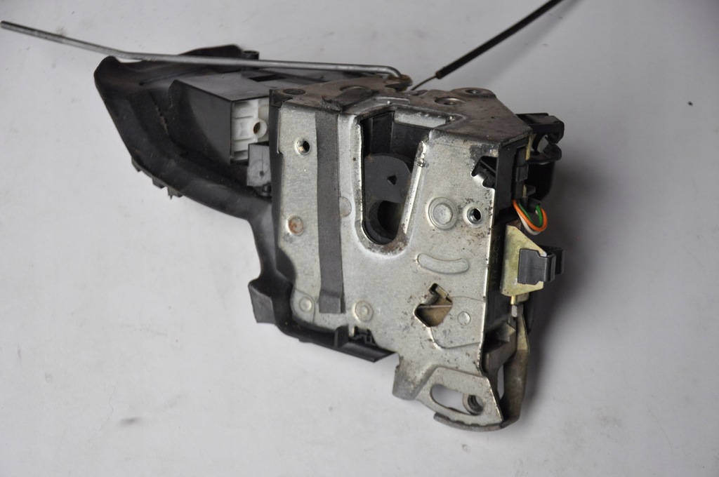 фото №5, Bmw e38 e39 замок двері перед лівий europa 94-01 8235097