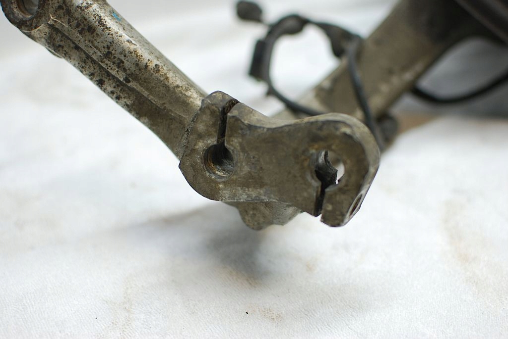 фото №6, Поворотный кулак ступица левый левая перед передняя a4 b6 01-04