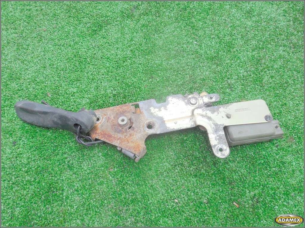 фото №4, Renault kangoo i 1.9d 01r - привод замка крышки