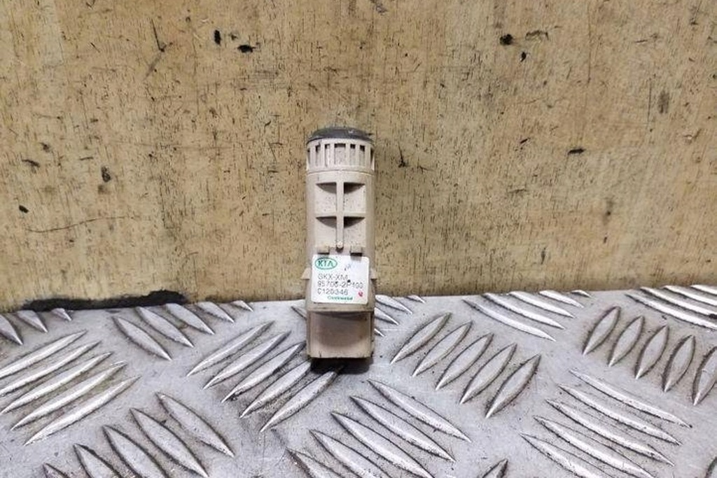 фото №7, Задний датчик pdc kia sorento i jc 957002p100 2.2l дизель 120kw 2012