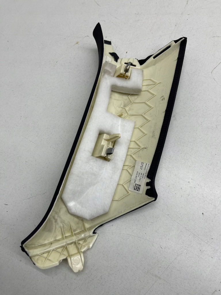 фото №7, Audi a6 c7 avant s-line обшивка обшивка стойка багажника правый задняя чёрный