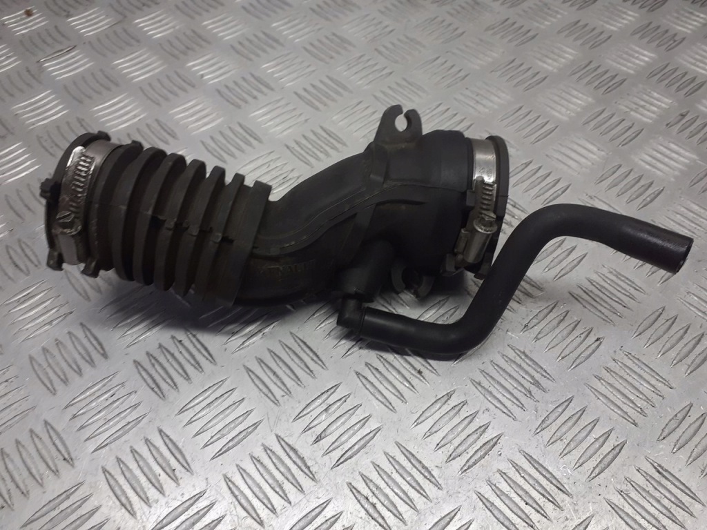 Купити Труба впускний повітря renault modus 1.6 8200424266