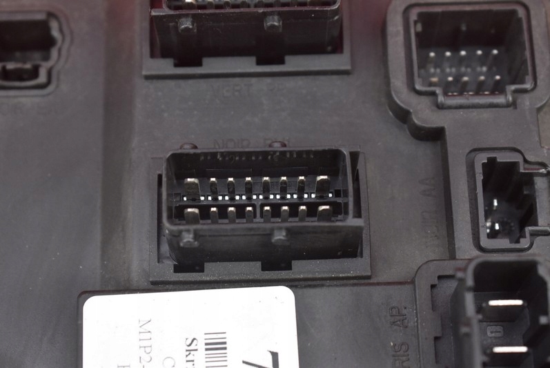 фото №11, Коробка запобіжників bsi 9653667480 citroen c2 c 2 1.1 8v 60 km 03-08