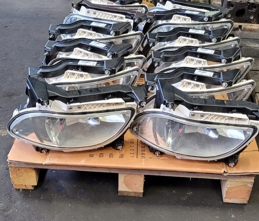 фото №1, Новий оригінальний протитуманна фара daf xf 106 hella 2032701