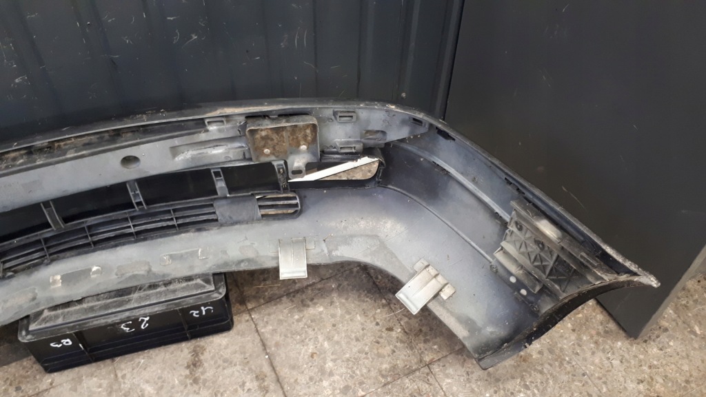 фото №12, 4a0807095a бампер перед audi 100 c4 чорний