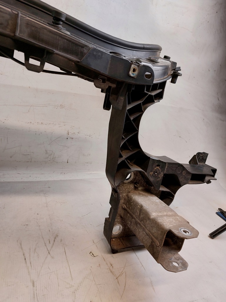 фото №11, Pas передний усилитель renault scénic ii 1.9dci