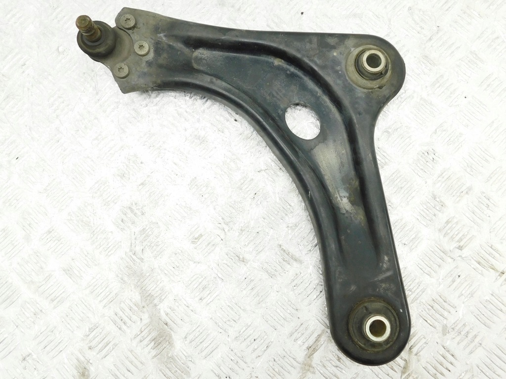 фото №1, Важіль лівий перед - citroen c3 ii ds3 racing 10-16