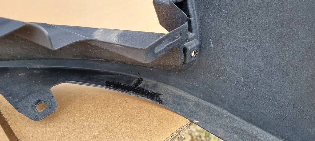 фото №10, Toyota corolla e16 lift 2016- бампер перед оригінал e066