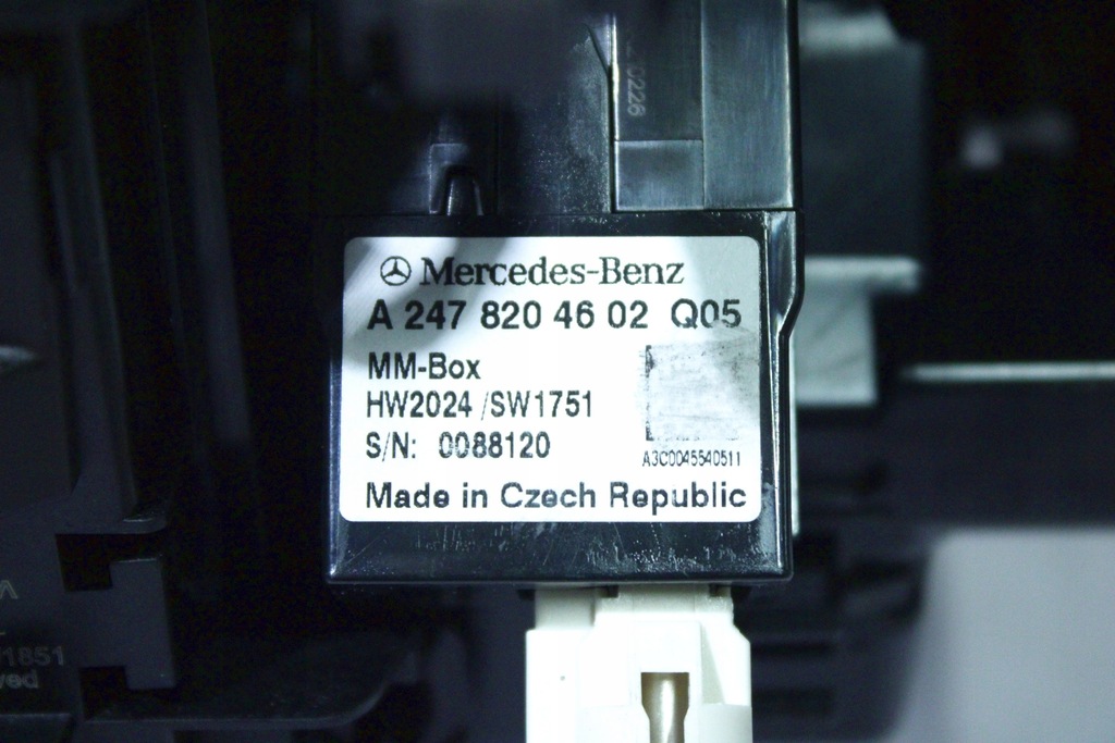 фото №13, Mercedes e 213 w213 dekor бардачок кронштейн na напої чашки a2136808807