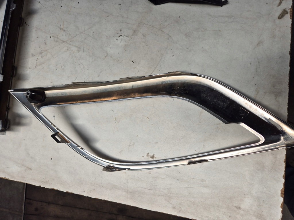 Решётка решётка  рамка бампера правый  хром 622564383r renault espace v 5 18r Доставка