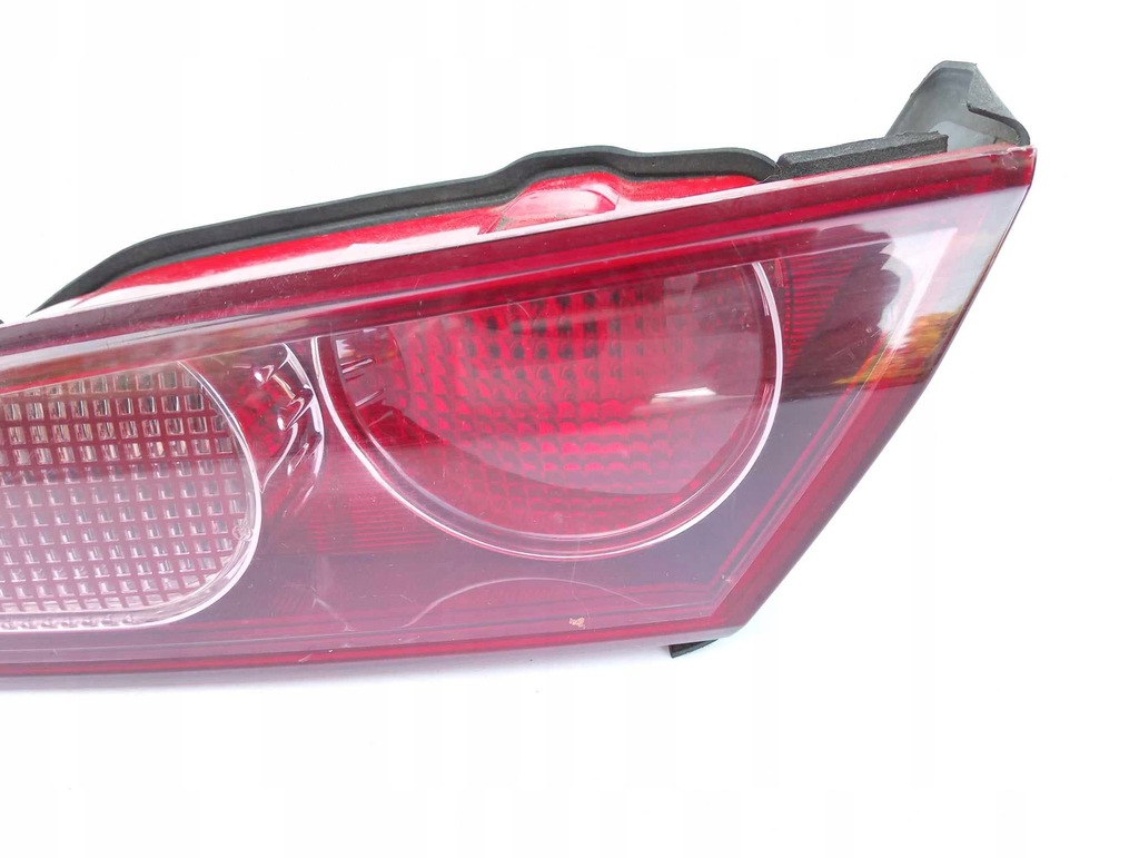 фото №2, Alfa romeo 159 лампа права задня задня w кришка