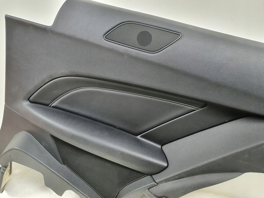 фото №8, Оббивка обшивка правий задня mercedes w204 coupe