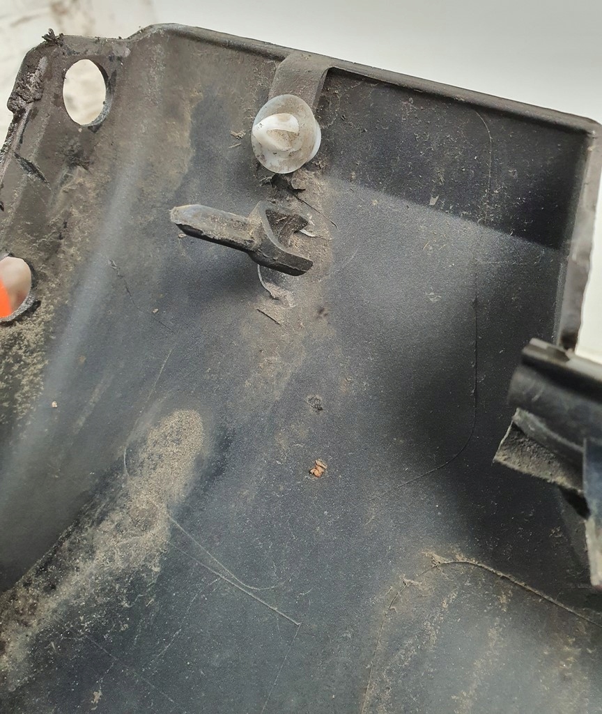 фото №6, Молдинг накладка поріг права 472 volvo v70 iii